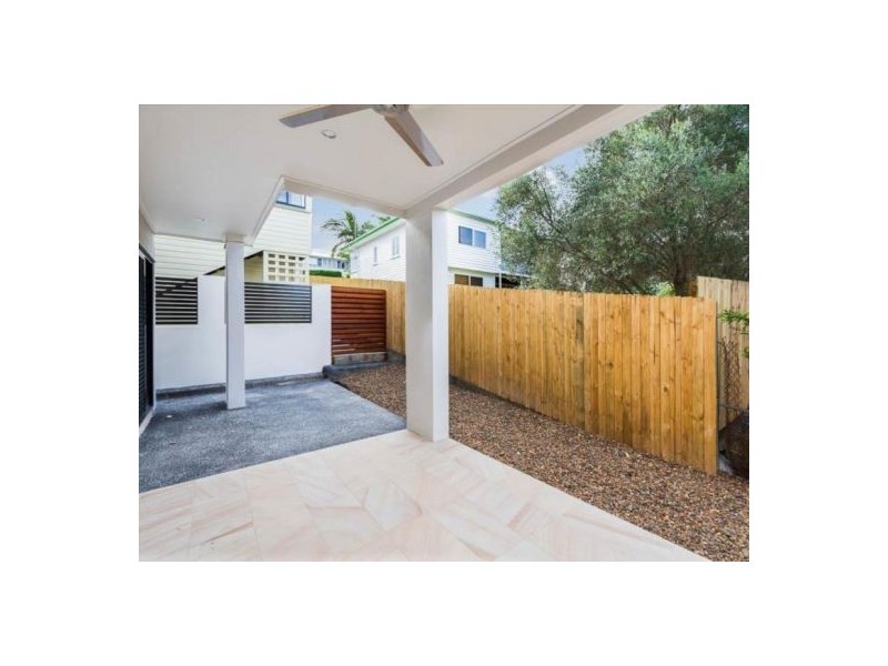 4 Coyne Street, Greenslopes QLD 4120