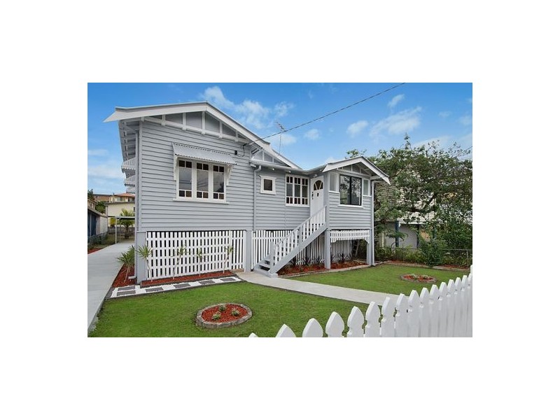29 Macaulay Street, Coorparoo QLD 4151