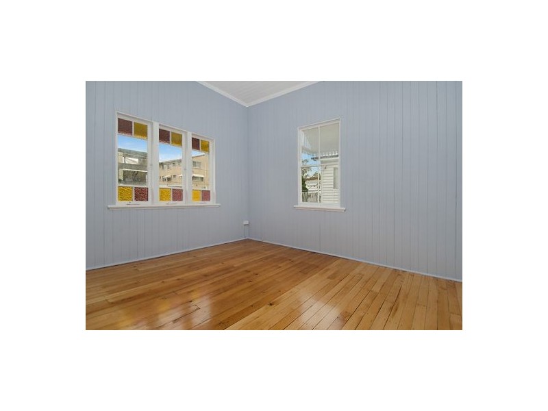 29 Macaulay Street, Coorparoo QLD 4151