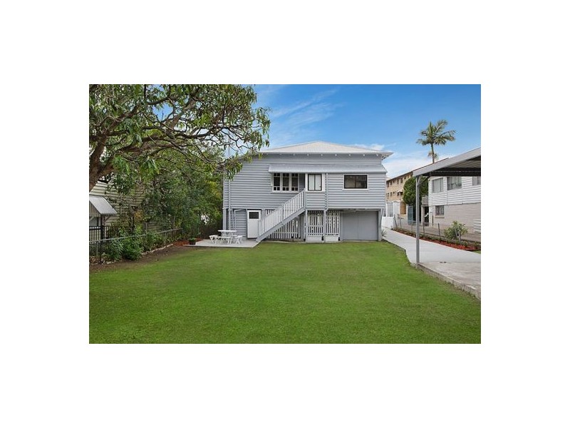 29 Macaulay Street, Coorparoo QLD 4151