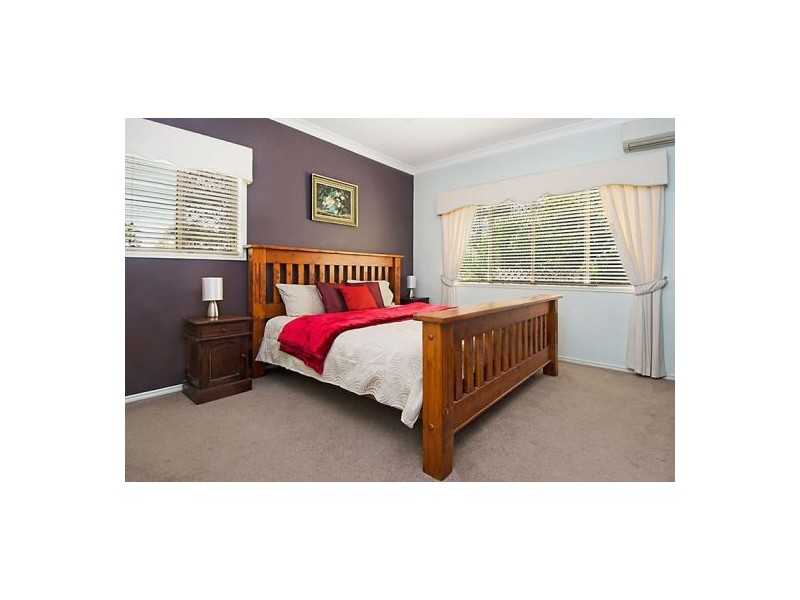 Holland Park QLD 4121