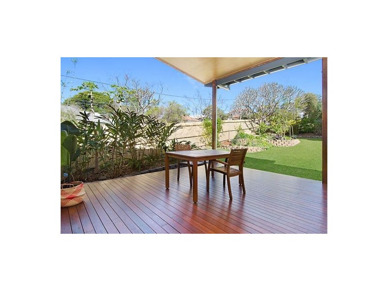 92 Lade Street, Coorparoo QLD 4151