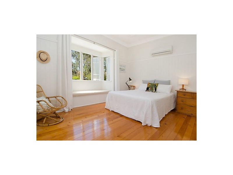92 Lade Street, Coorparoo QLD 4151