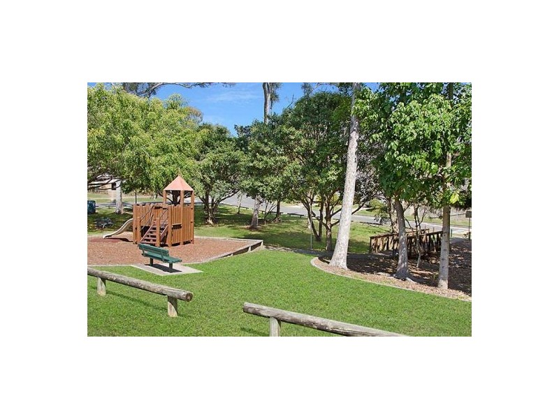 92 Lade Street, Coorparoo QLD 4151