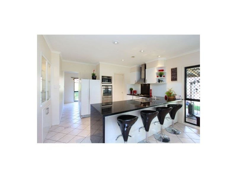 39 Michelangelo Crescent, Mackenzie QLD 4156