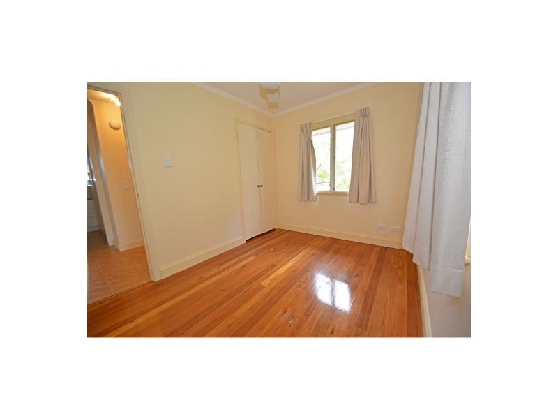 95 Grattan Terrace, Manly QLD 4179