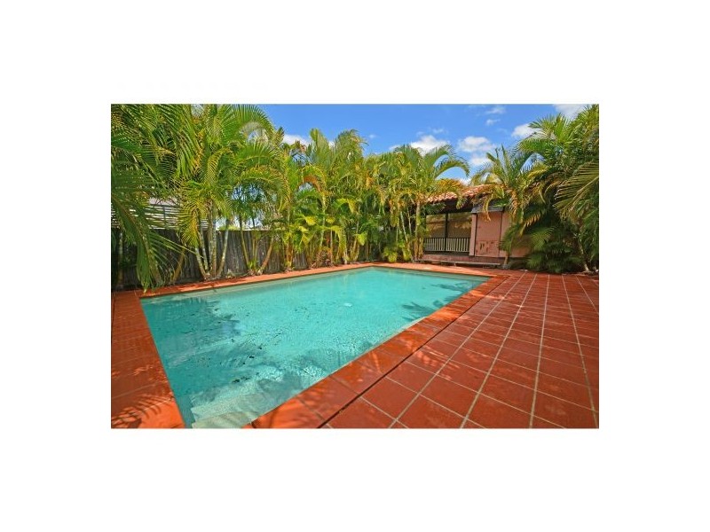 95 Grattan Terrace, Manly QLD 4179