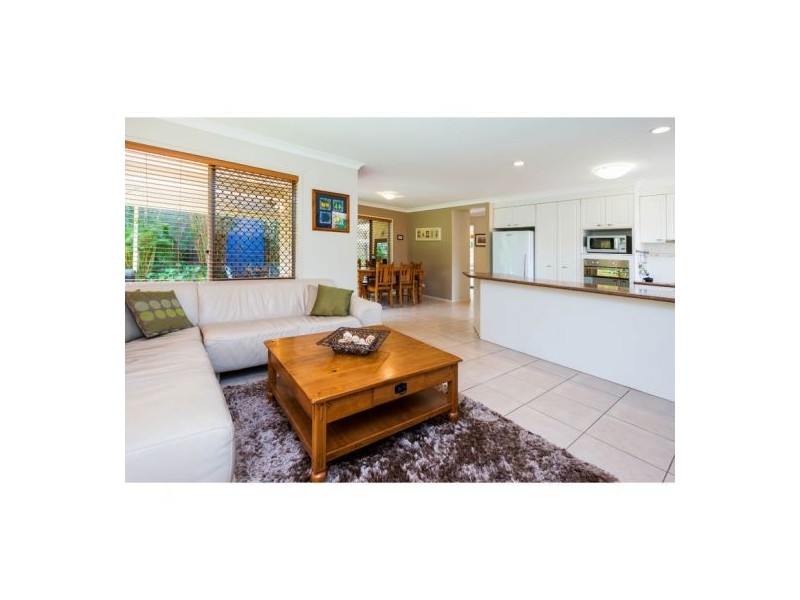 11 O’Connor Cres, Mansfield QLD 4122