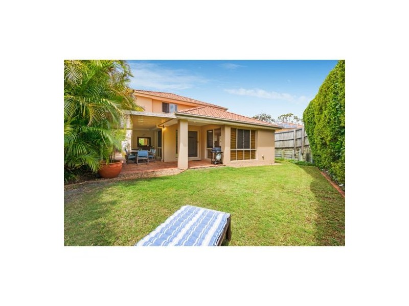11 O’Connor Cres, Mansfield QLD 4122