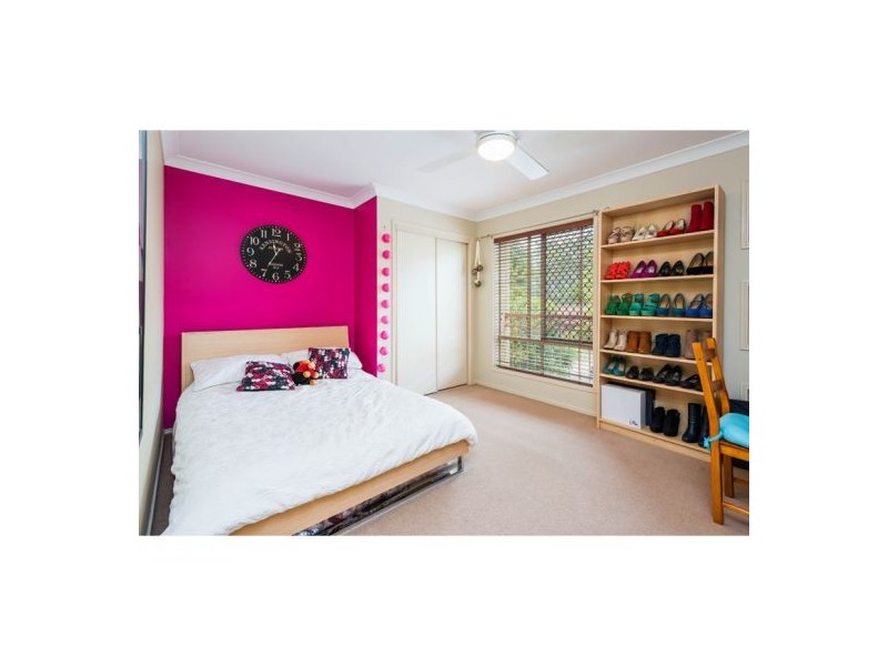 11 O’Connor Cres, Mansfield QLD 4122