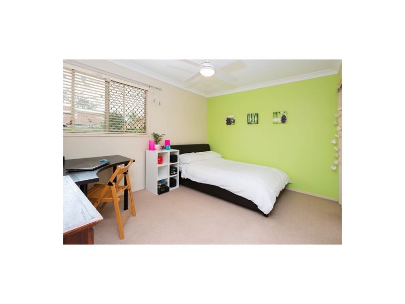 11 O’Connor Cres, Mansfield QLD 4122