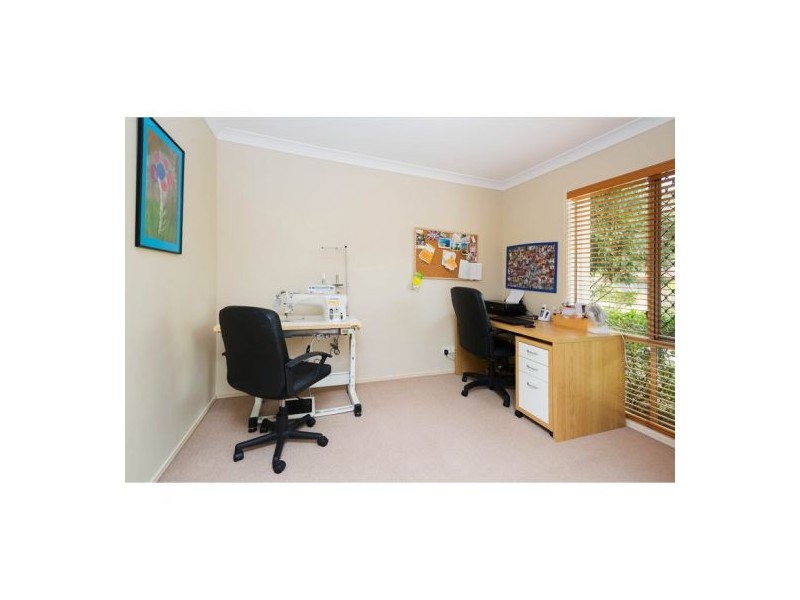11 O’Connor Cres, Mansfield QLD 4122