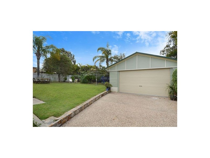 11 Ellena Avenue, Greenslopes QLD 4120