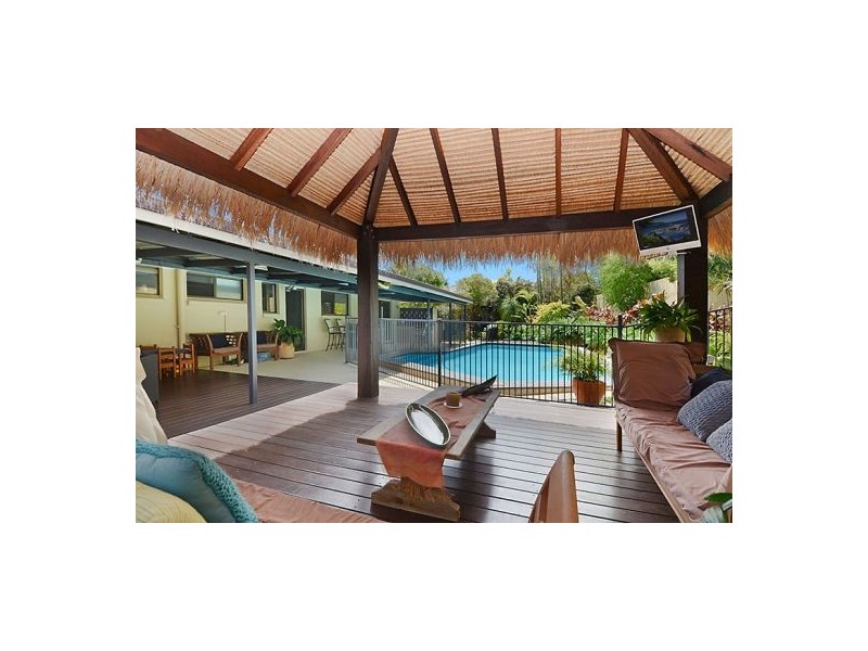 11 Macnee St, Mcdowall QLD 4053