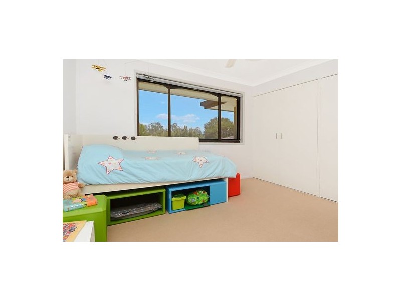 11 Macnee St, Mcdowall QLD 4053