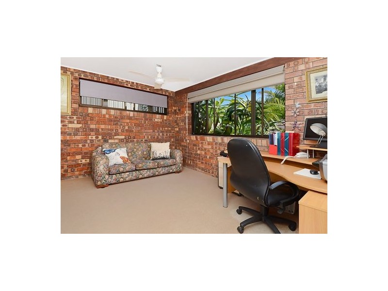 11 Macnee St, Mcdowall QLD 4053