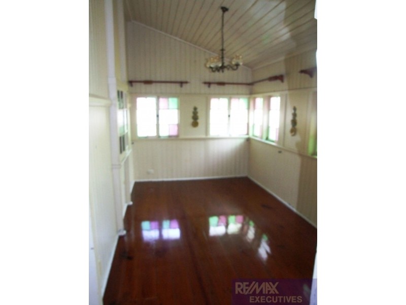 1 Herbert Street, Camp Hill QLD 4152