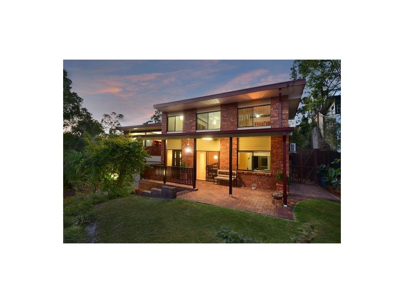 4 Dodwell Street, Holland Park West QLD 4121