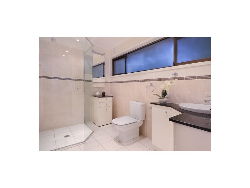 4 Dodwell Street, Holland Park West QLD 4121