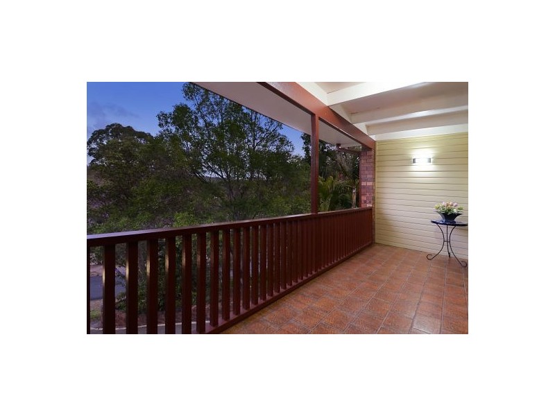 4 Dodwell Street, Holland Park West QLD 4121