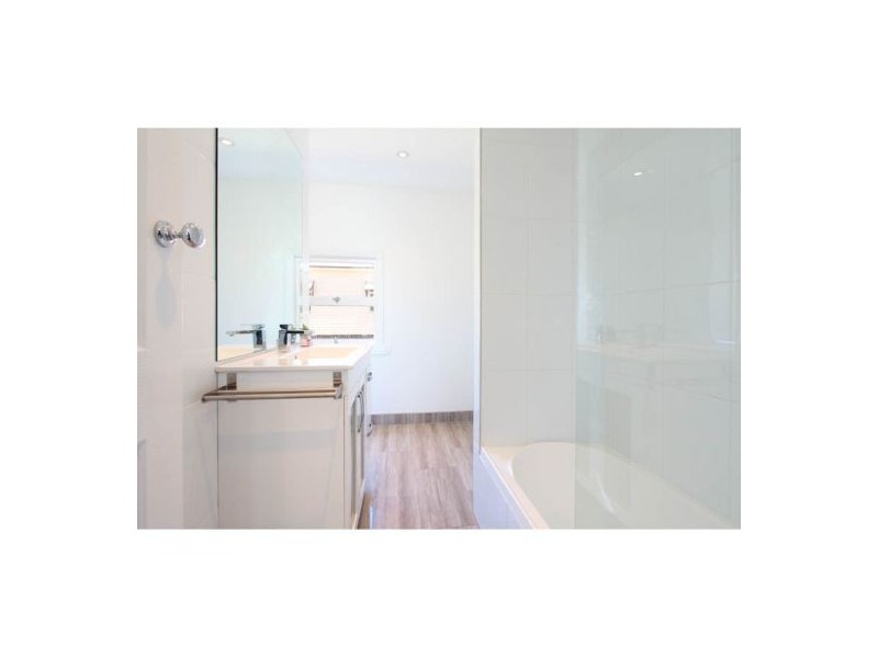 37 Norman Street, East Brisbane QLD 4169