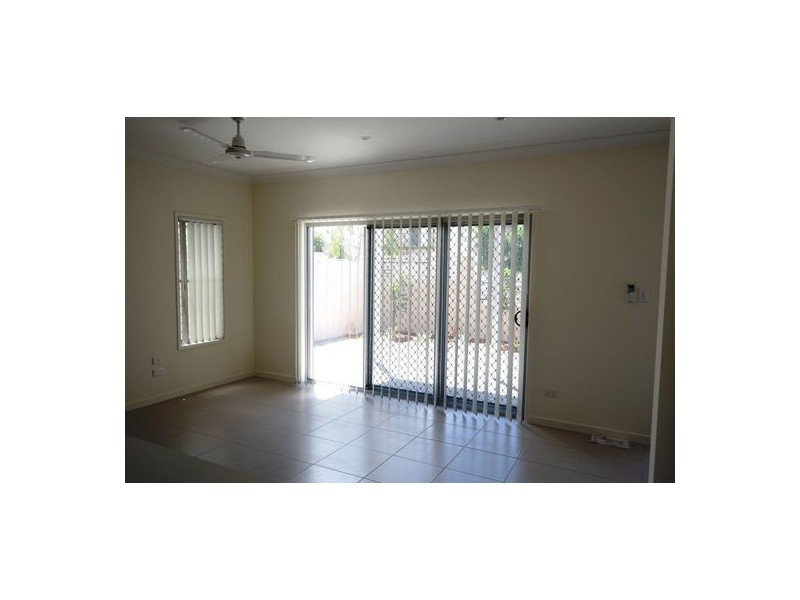 1/22 Booligal Street, Carina QLD 4152