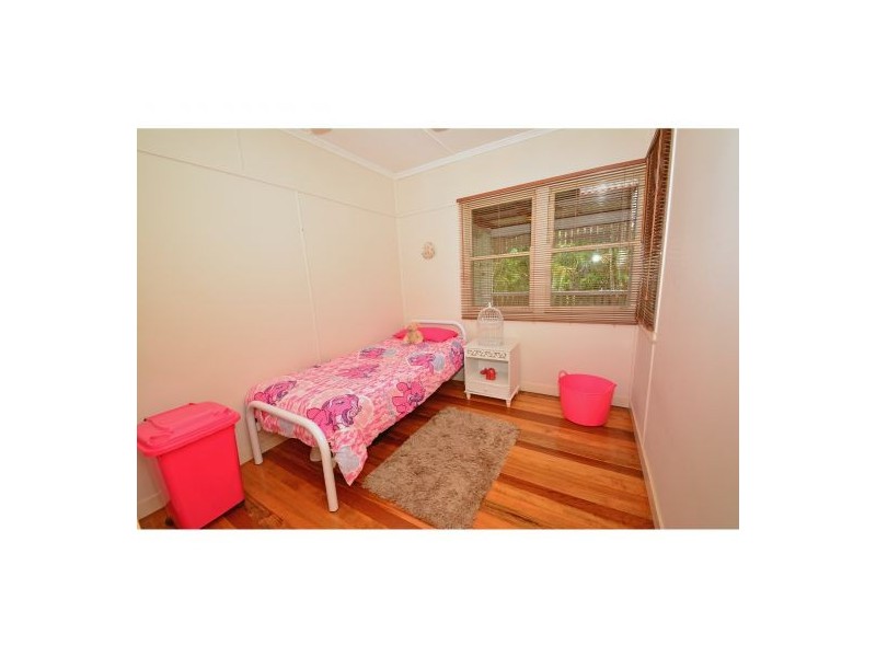 27 Somerfield Street, Upper Mount Gravatt QLD 4122