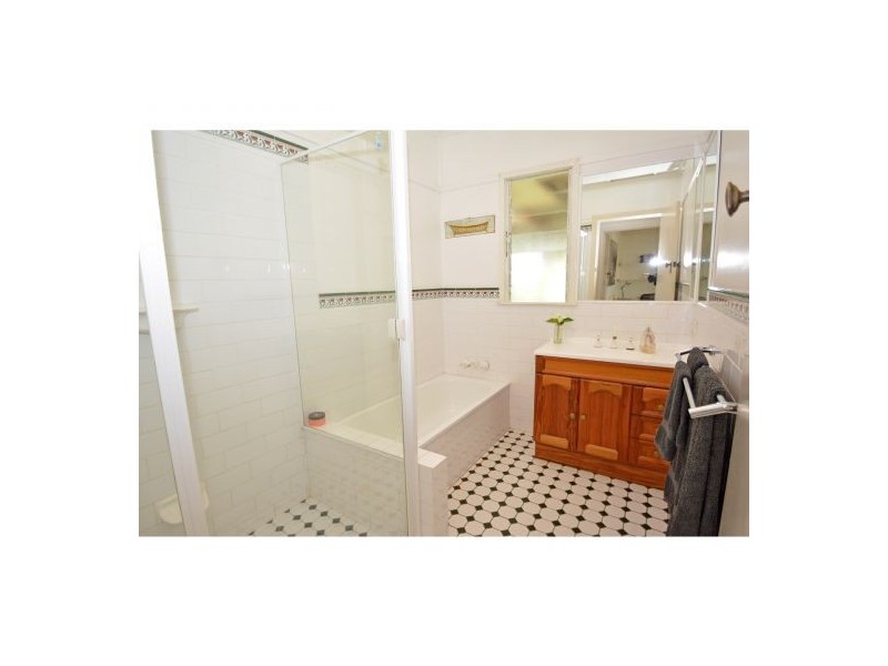 27 Somerfield Street, Upper Mount Gravatt QLD 4122