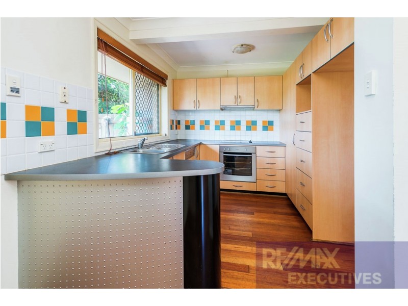 2/9 Albert Street, Annerley QLD 4103