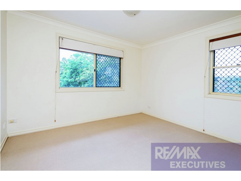 2/9 Albert Street, Annerley QLD 4103
