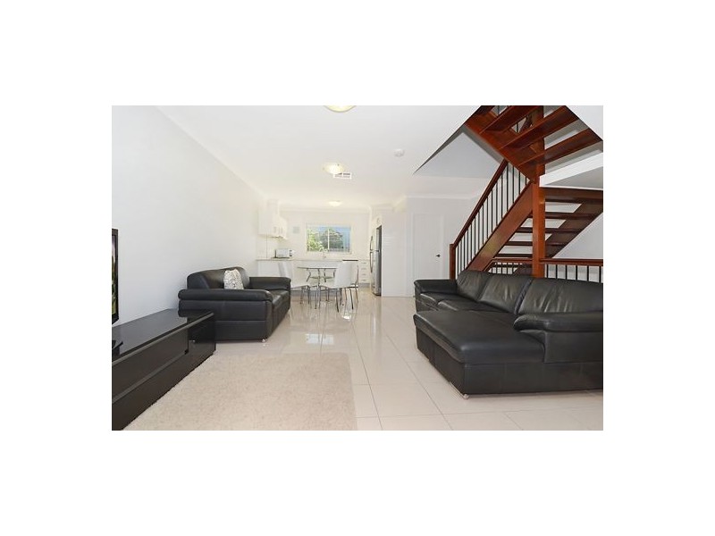 2 / 47 Richmond Rd (cnr Bundara st), Morningside QLD 4170