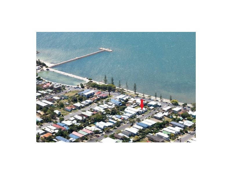 9 Pine St, Wynnum QLD 4178