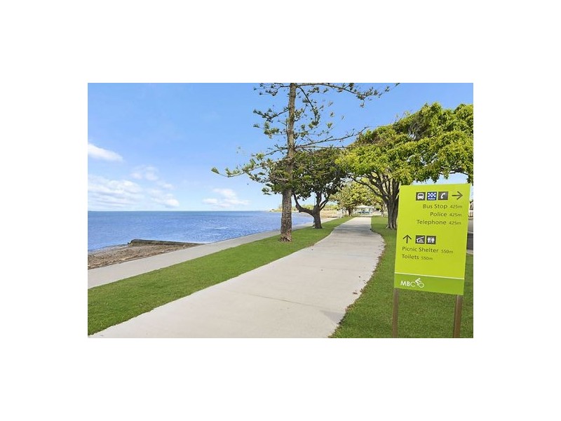 9 Pine St, Wynnum QLD 4178