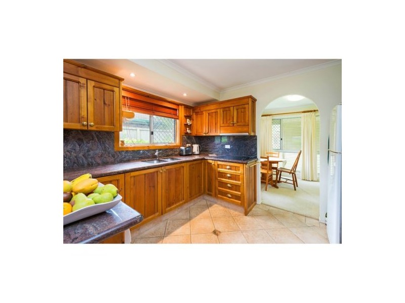 25 Taronne Street, Carindale QLD 4152