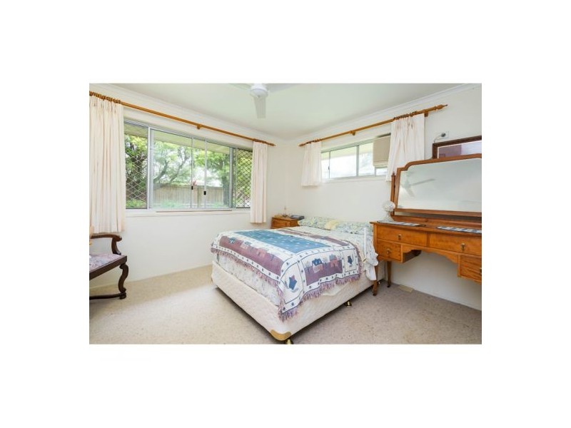 25 Taronne Street, Carindale QLD 4152