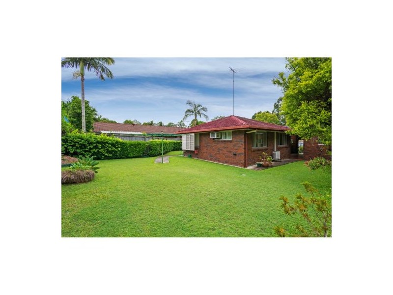 25 Taronne Street, Carindale QLD 4152