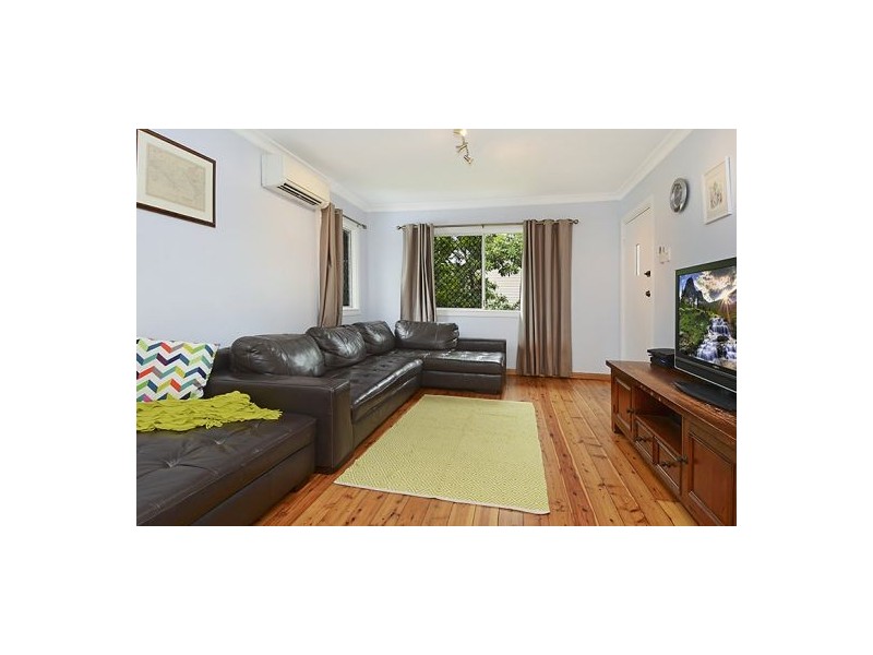 9 Canterbury Street, Mount Gravatt East QLD 4122