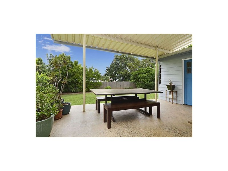 9 Canterbury Street, Mount Gravatt East QLD 4122