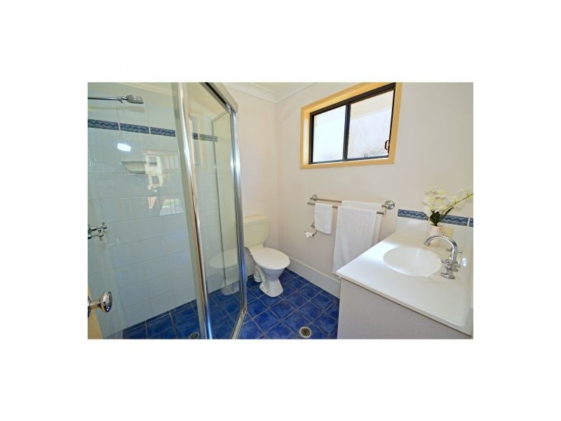 23 Estate Place, Holland Park West QLD 4121