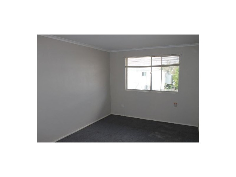 2/41 Burlington Street, Holland Park QLD 4121