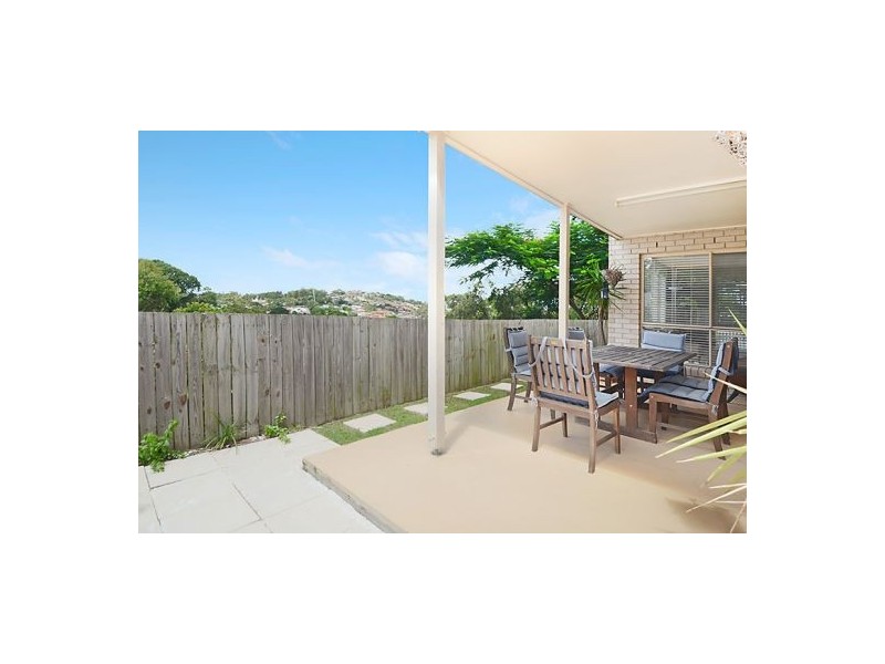 67 Pickthorne Street, Holland Park West QLD 4121