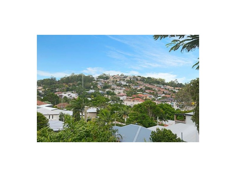 67 Pickthorne Street, Holland Park West QLD 4121