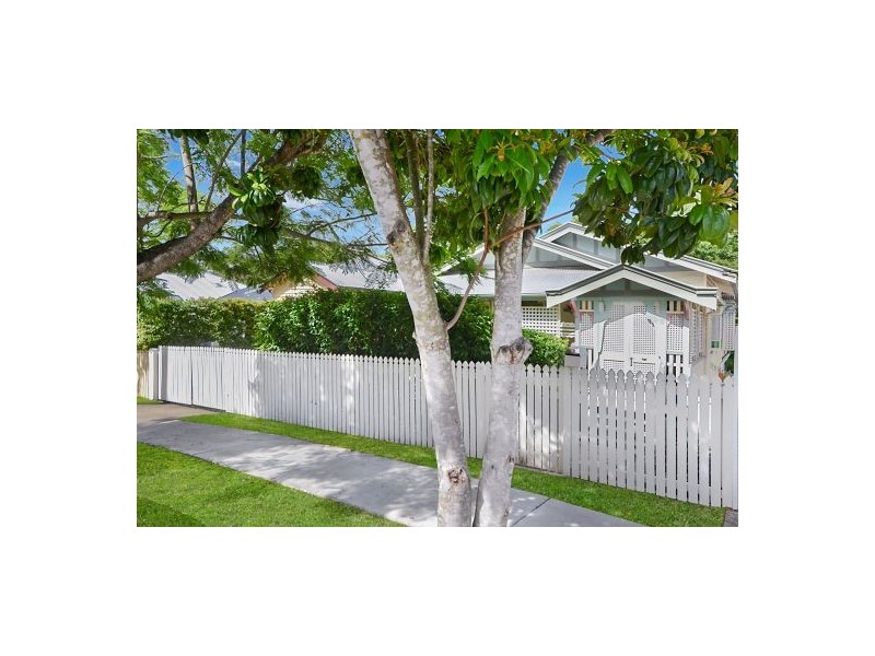 51 Mansfield Street, Coorparoo QLD 4151