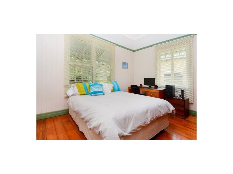 51 Mansfield Street, Coorparoo QLD 4151