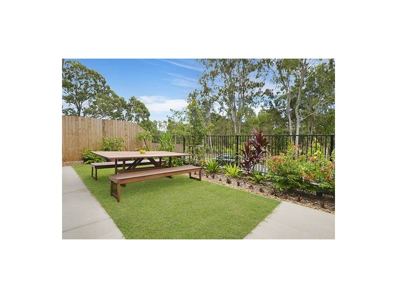 39 / 12 Singh Street, Wynnum West QLD 4178