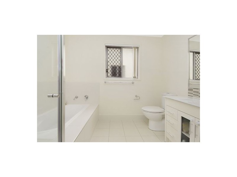 39 / 12 Singh Street, Wynnum West QLD 4178