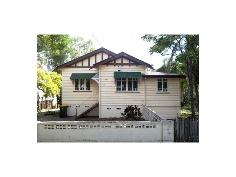 8 Willis Street, Tarragindi QLD 4121