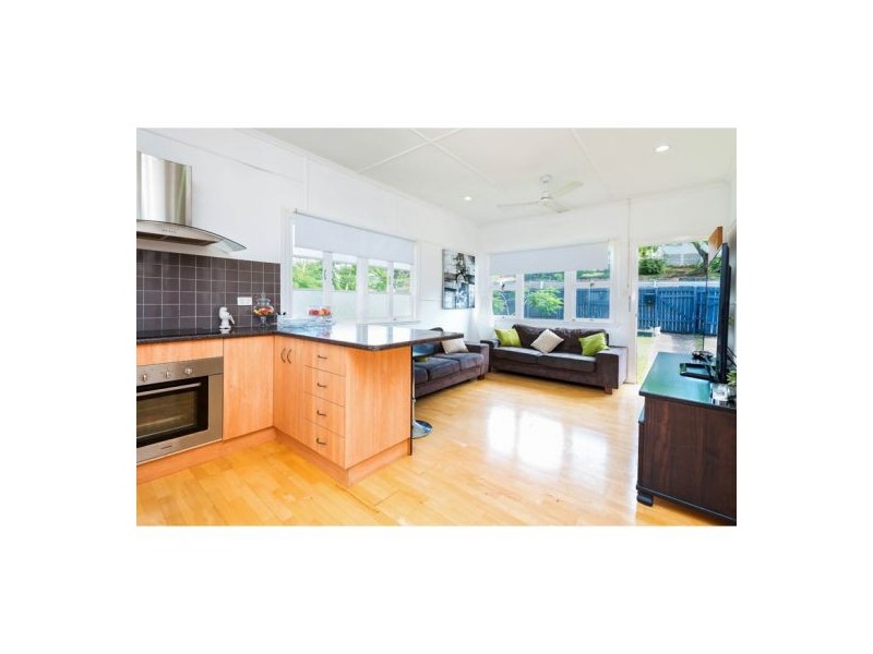 115 Creek Road, Mount Gravatt East QLD 4122