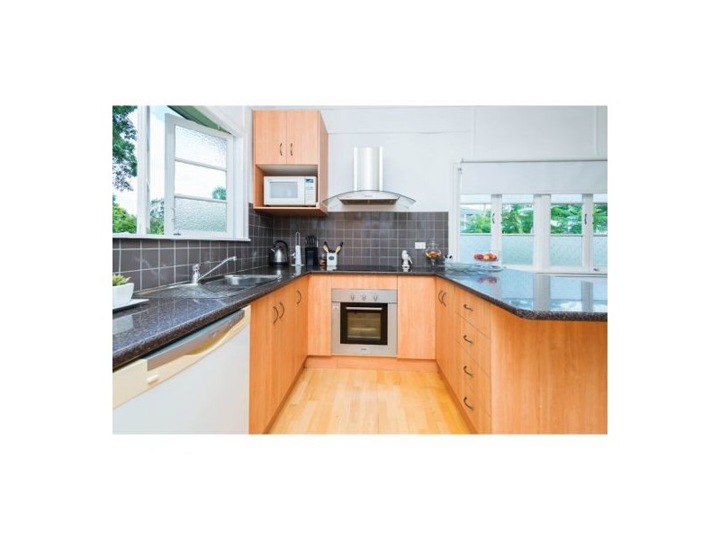 115 Creek Road, Mount Gravatt East QLD 4122