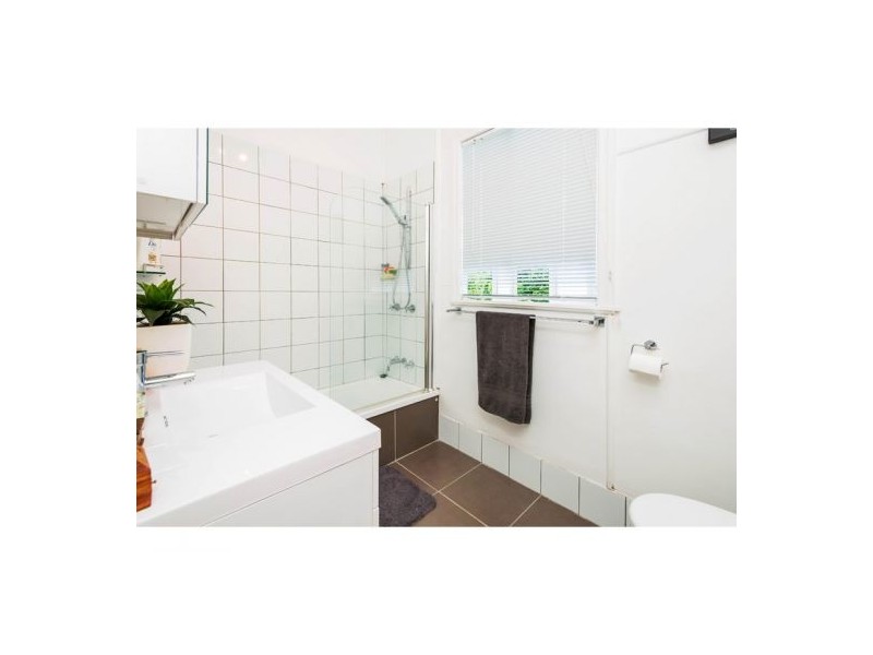 115 Creek Road, Mount Gravatt East QLD 4122